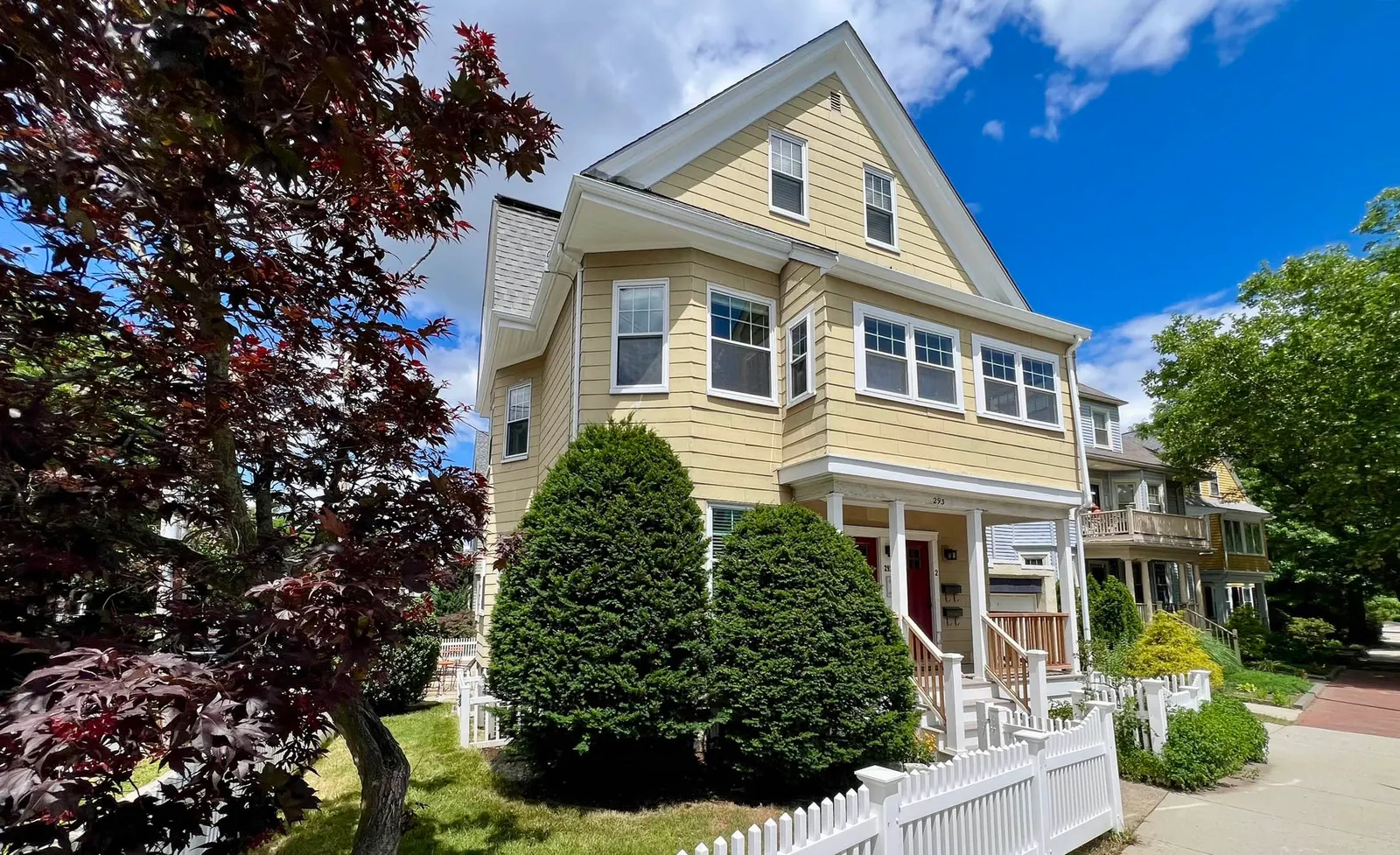 293 Huron Avenue #2, Cambridge