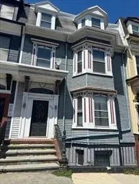 570 E Broadway, Boston