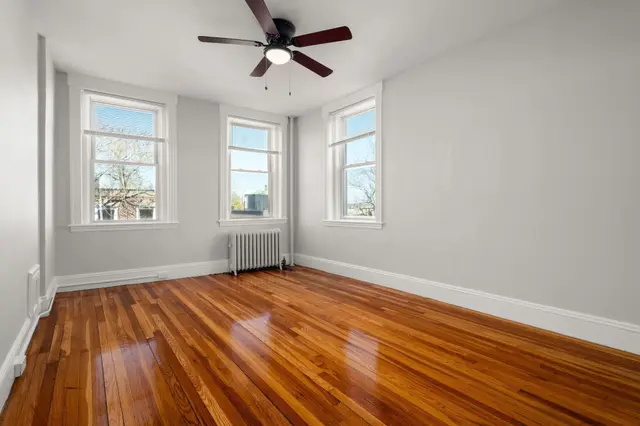 28 Quint Ave #32