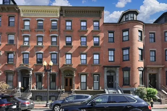 664 Massachusetts Ave #4