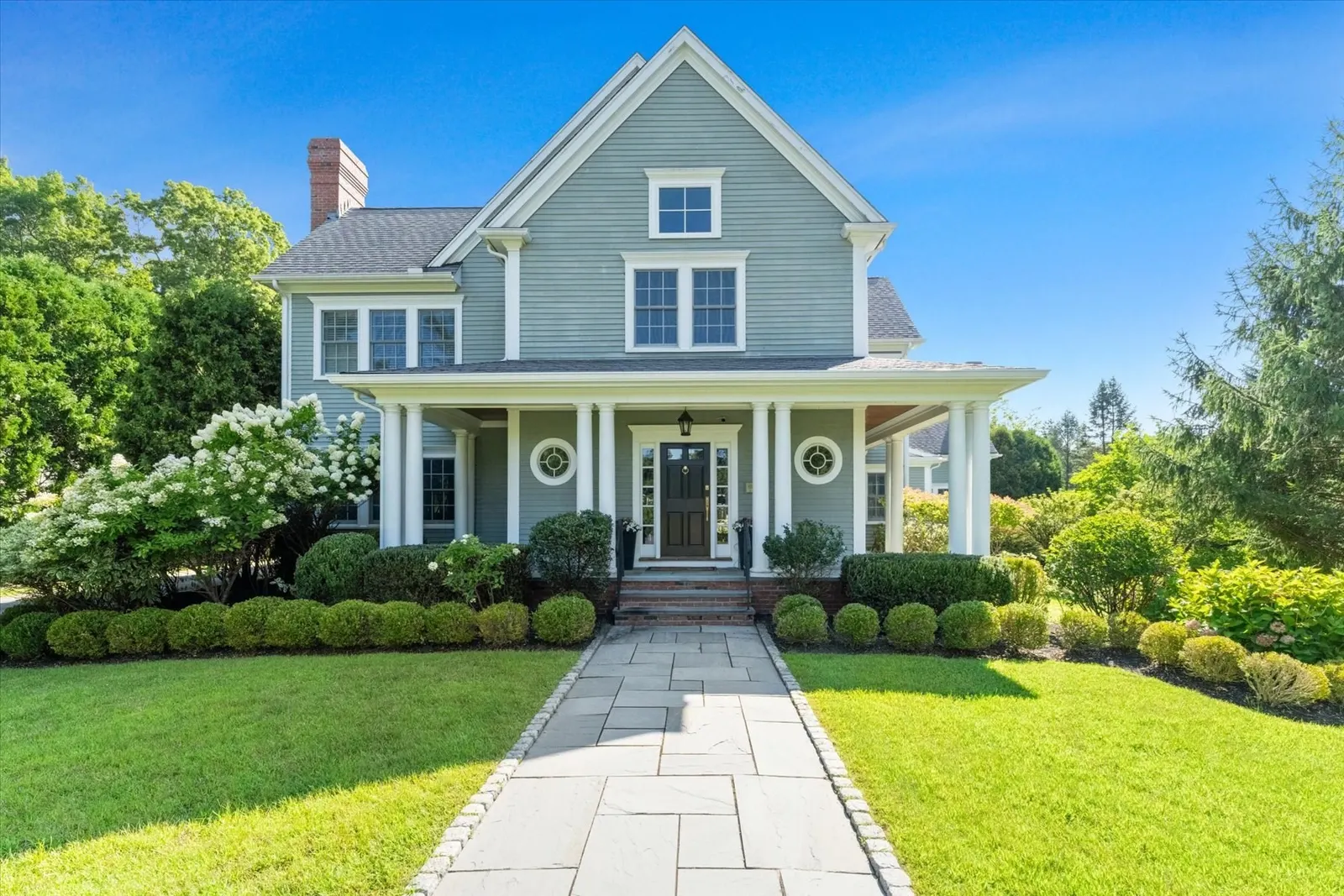 23 Stonefield Court, Needham
