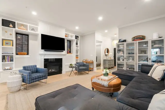 40 Mount Vernon Street #1