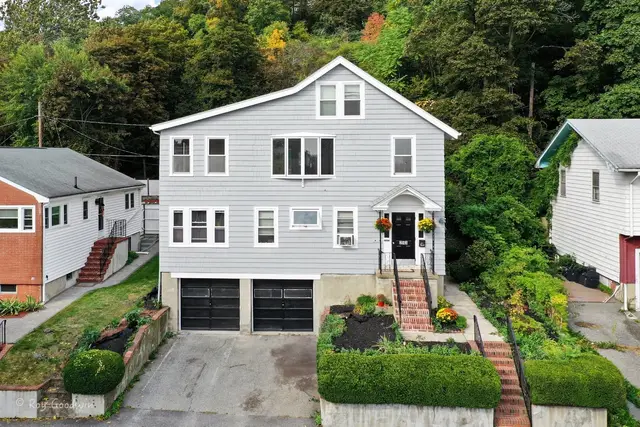 253 Fellsway West