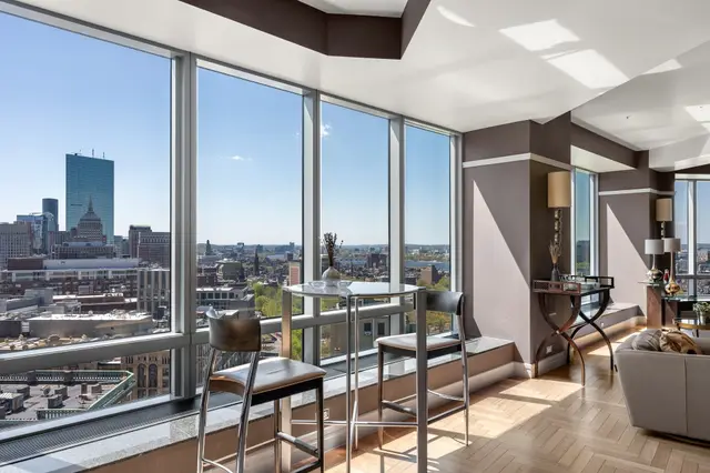 2 Avery St #24C