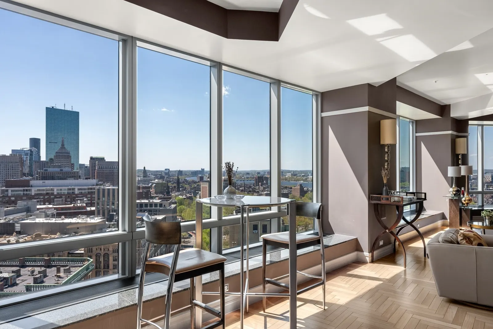 2 Avery St #24C, Boston