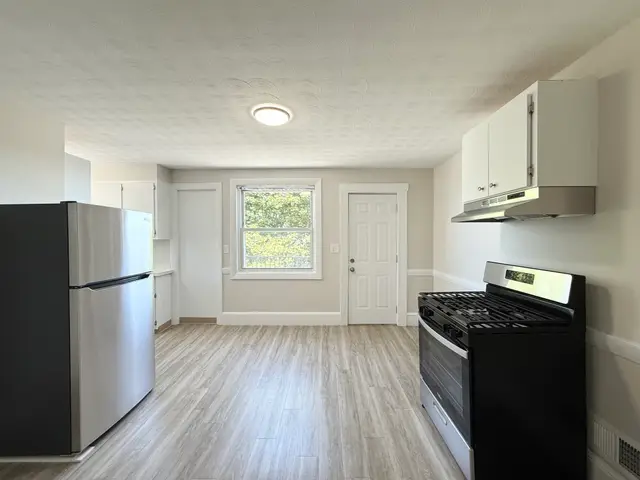 73 Campbell Avenue #5