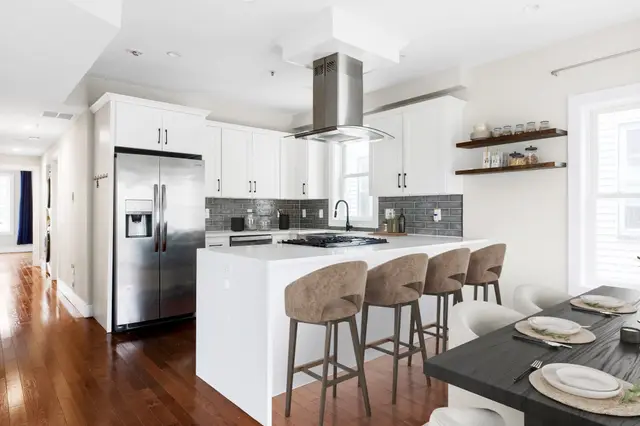 71 Savin St #2