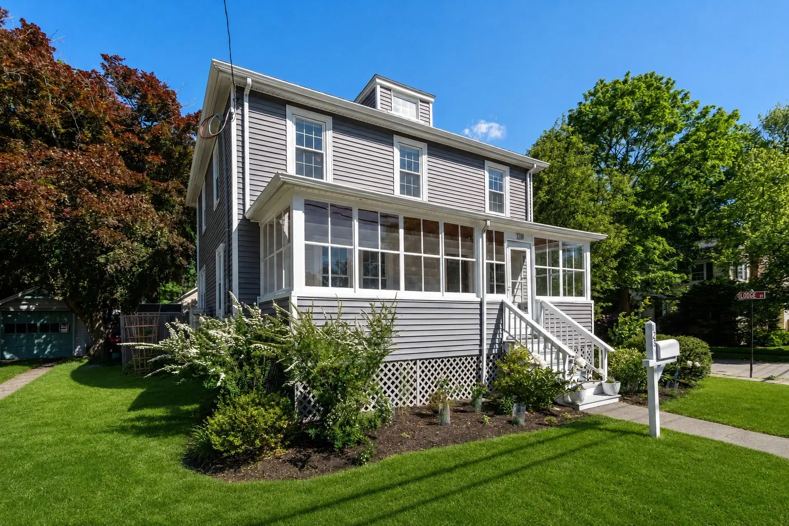 128 Pleasant St, Milton