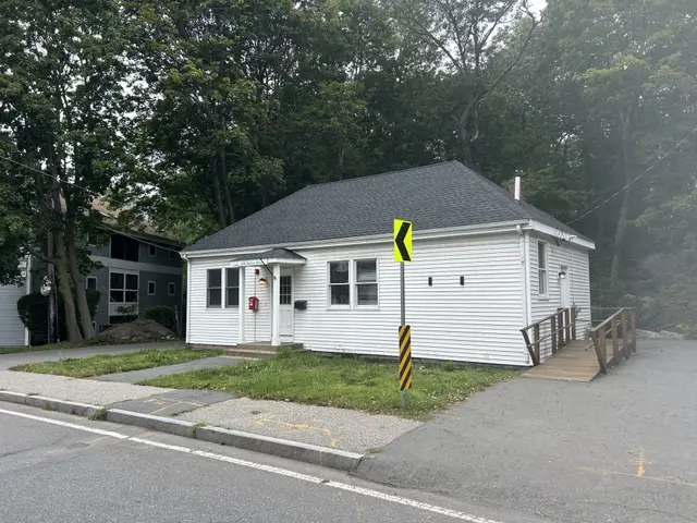 630 Salem St