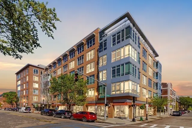 700 Harrison Avenue #305