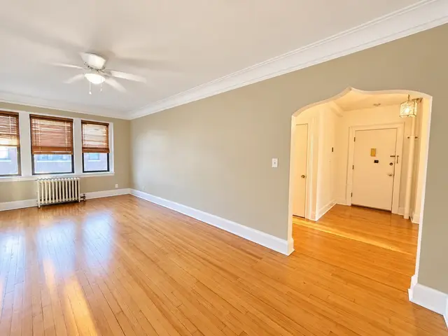 145 Englewood Ave #42