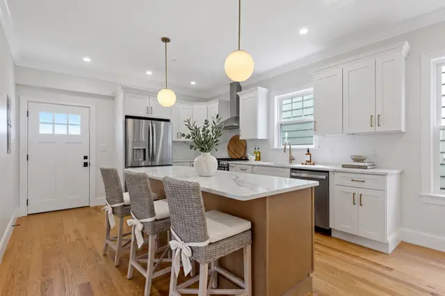 13 Langmaid Ave #2