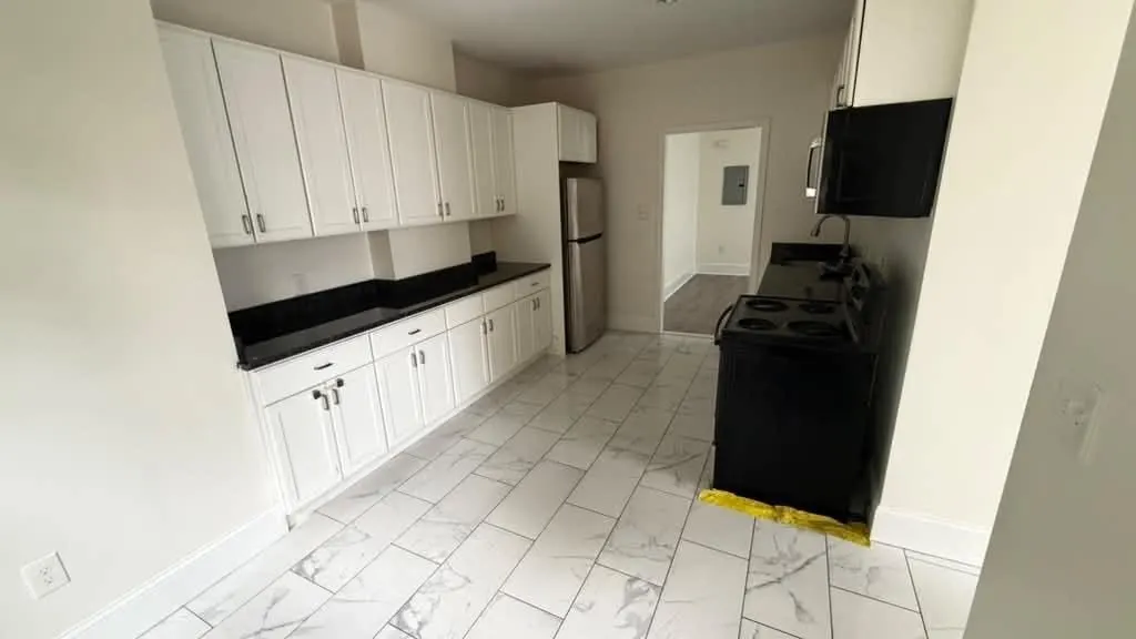 8 Eames St #A, Framingham