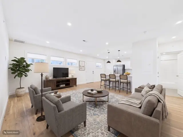 1 Pleasant Street #305