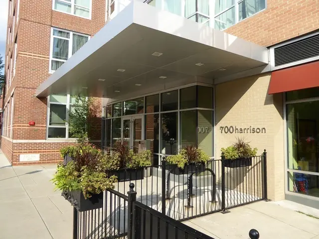 700 Harrison Ave