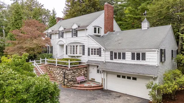25 Arlington St