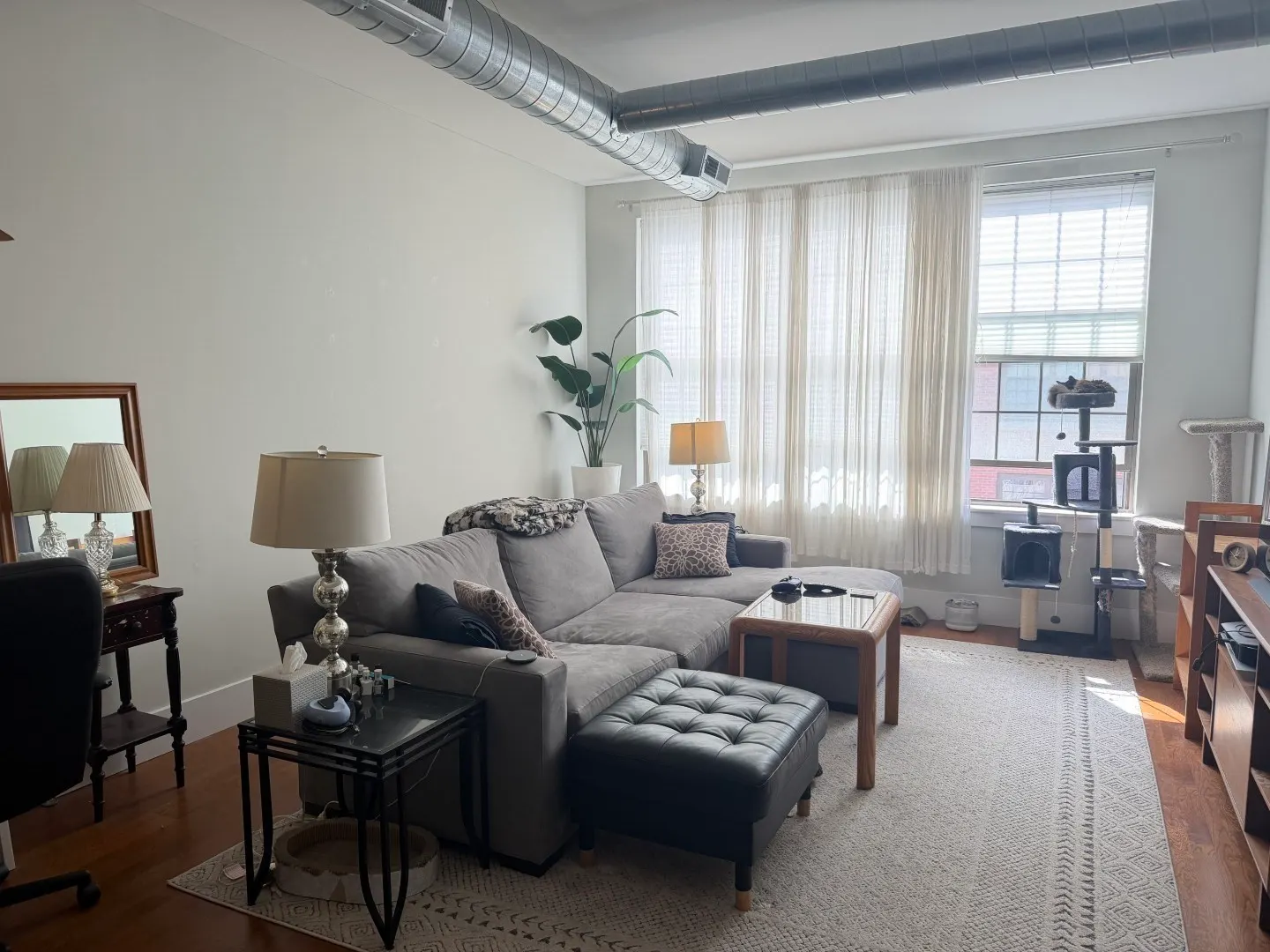 154 W 2nd St #219, Boston