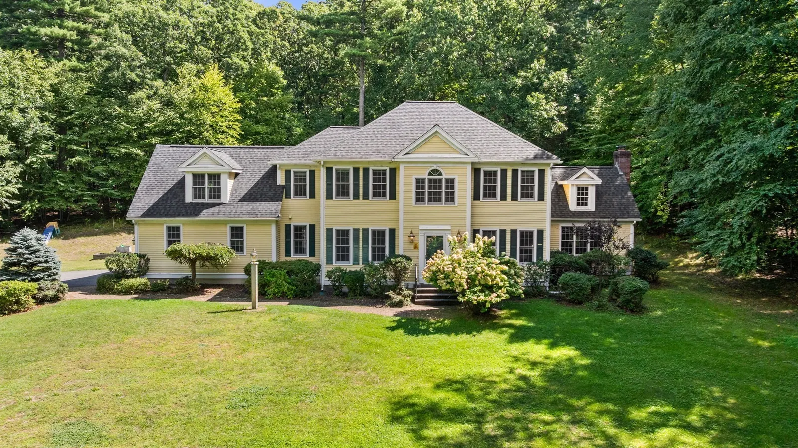 101 Schoolhouse Ln, Boxborough