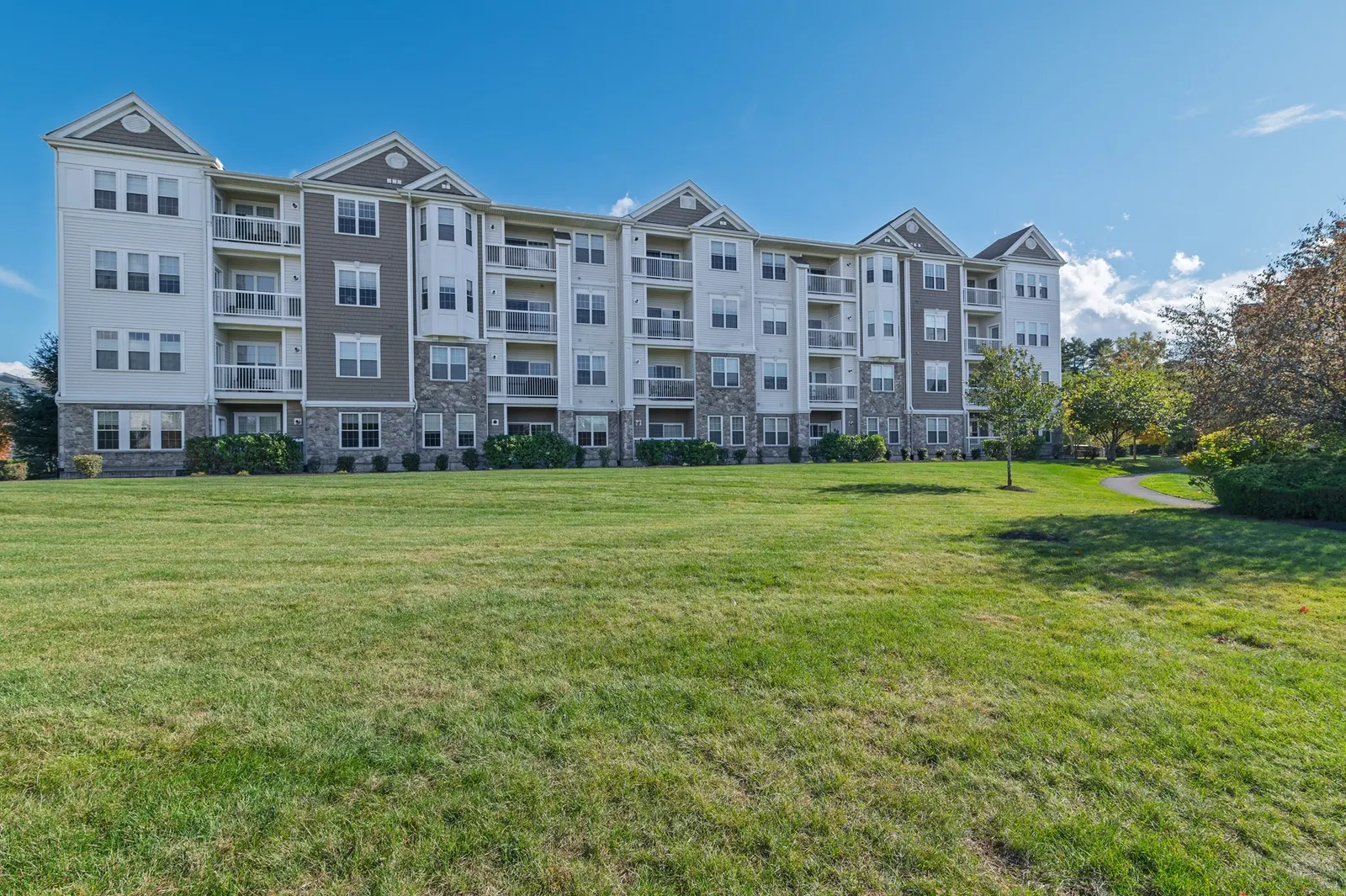 422 John Mahar Hwy #109, Braintree