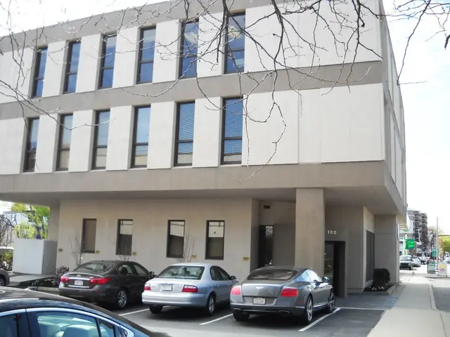 100 Galen Street #201