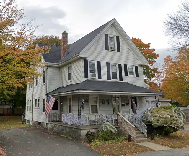 210 Grant St