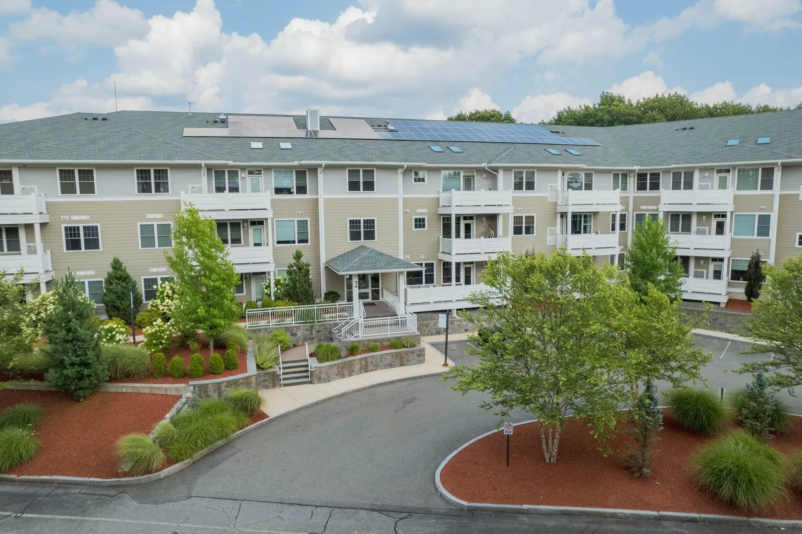 2 Inwood Drive #1009, Woburn