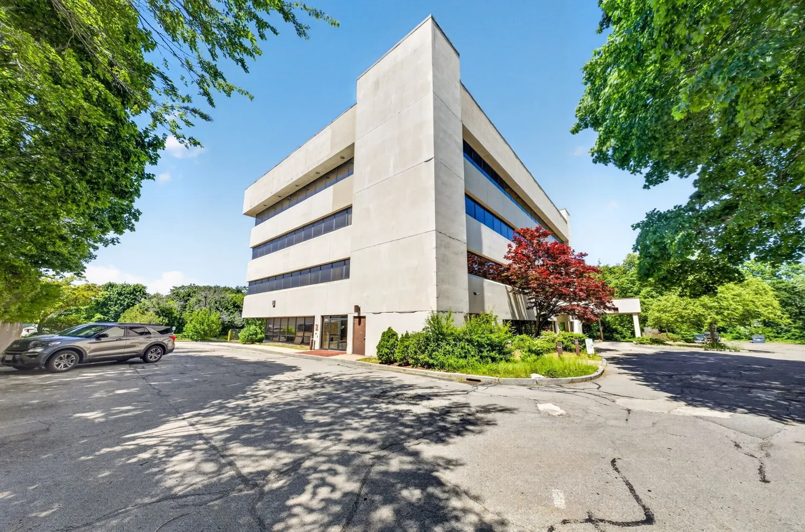 247 N Main St, Randolph