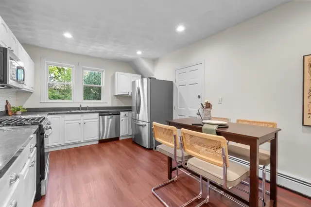 64 Hyde Park Ave #2