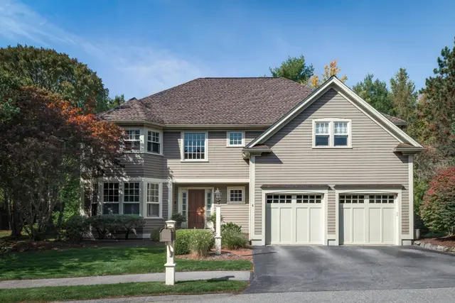 6 Partridgeberry Pl