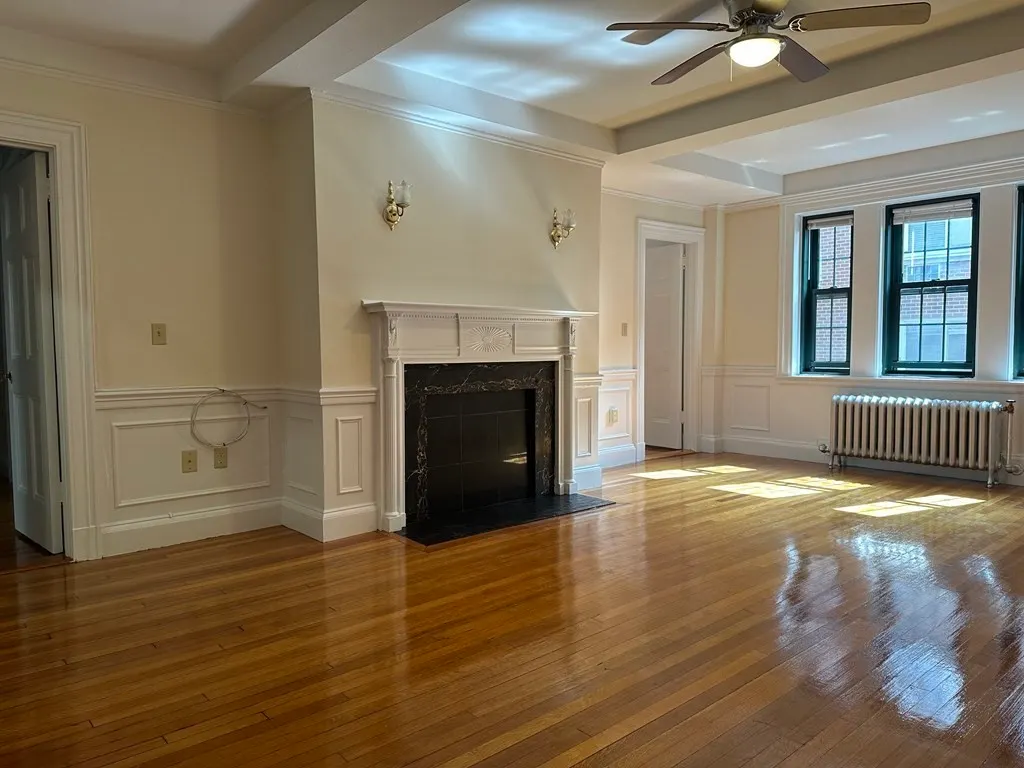 124 Bowdoin #97, Boston
