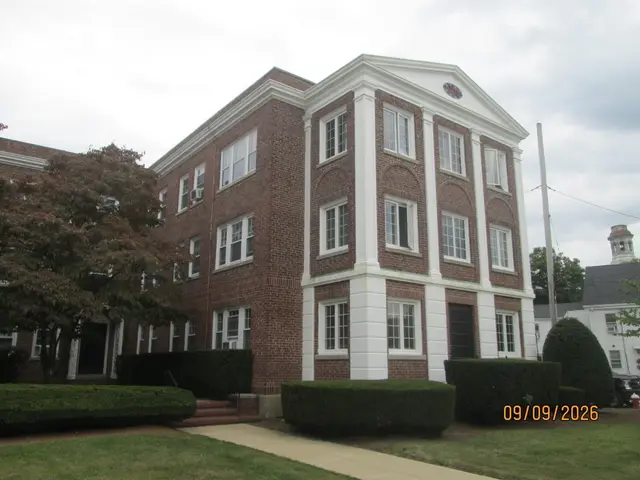 298 Main St. #12