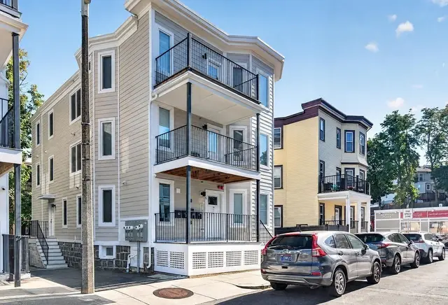 5 Tovar Street #1R