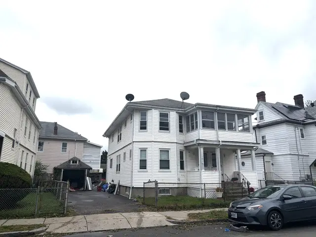 31 Glover Ave. #2