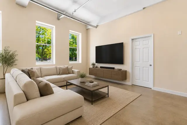 960 Broadway #2