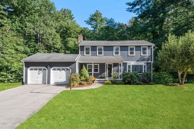 45 Woodmere Dr