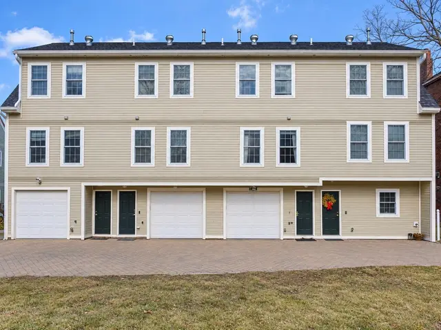280 River St #2