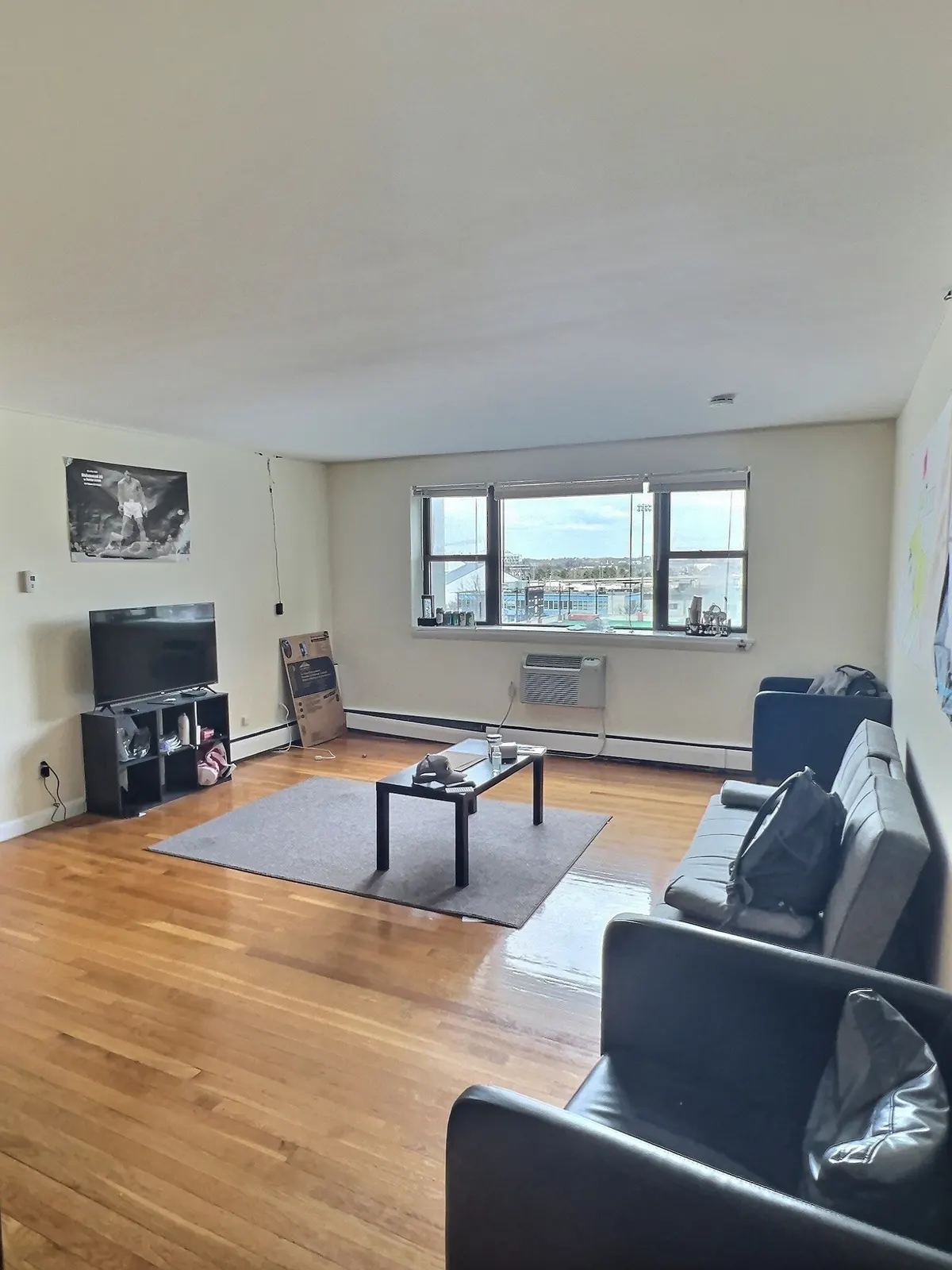1039 Commonwealth Ave #27, Boston