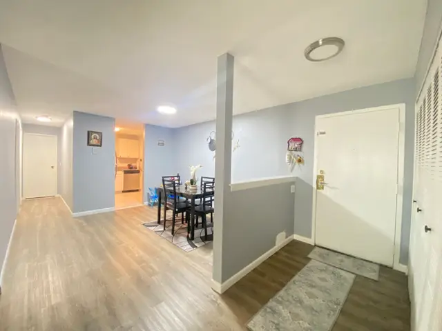 15 Weld Street #24
