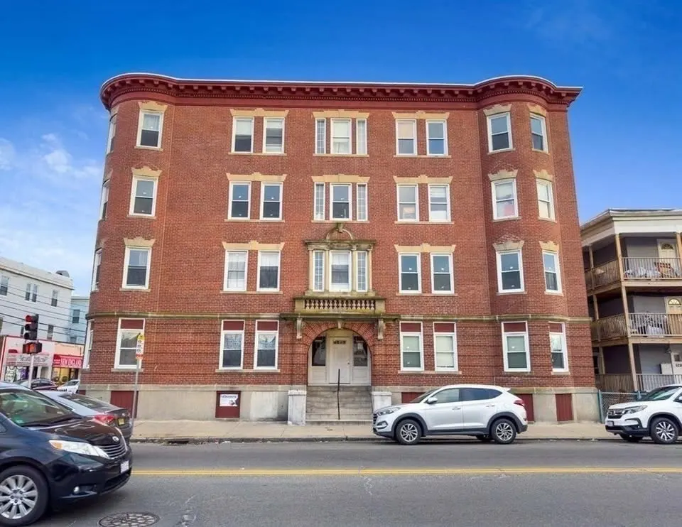 526 Western Ave #7, Lynn