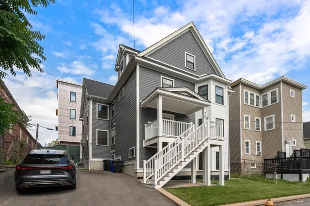 22-20 Ufford St #1