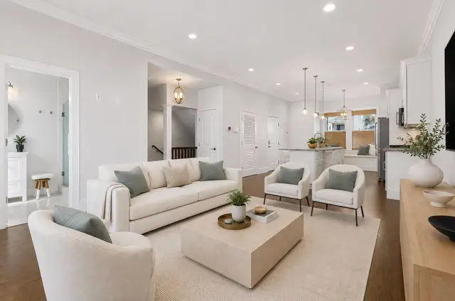 25 Brighton St #1