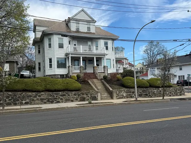 548-550 Mount Auburn St