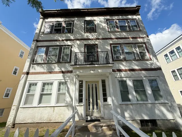 4463 Washington St. #1