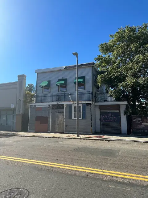1221-1223 Dorchester Ave