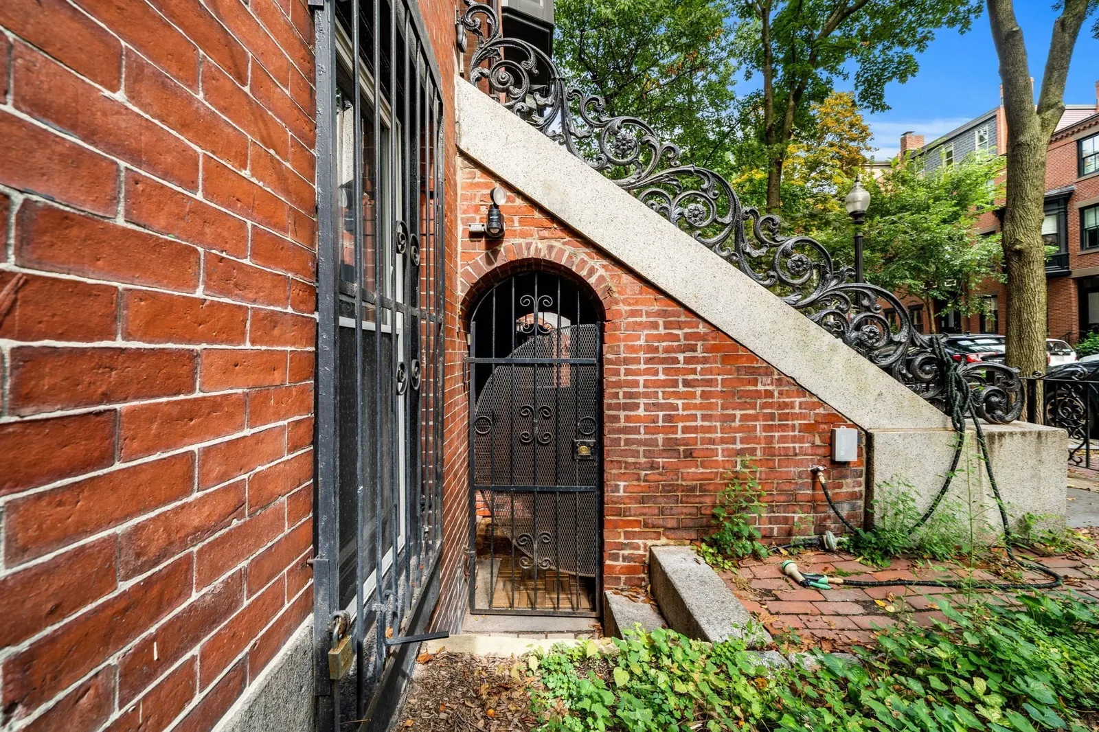 194 W Springfield St #1, Boston