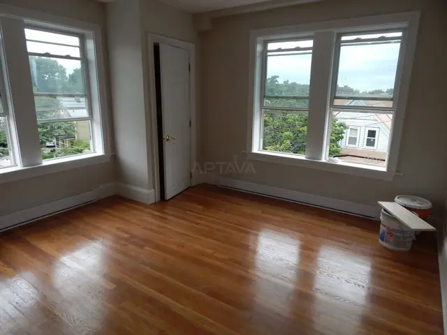 131 Orchard St #34