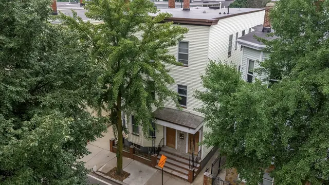 311-313 Cardinal Medeiros Ave