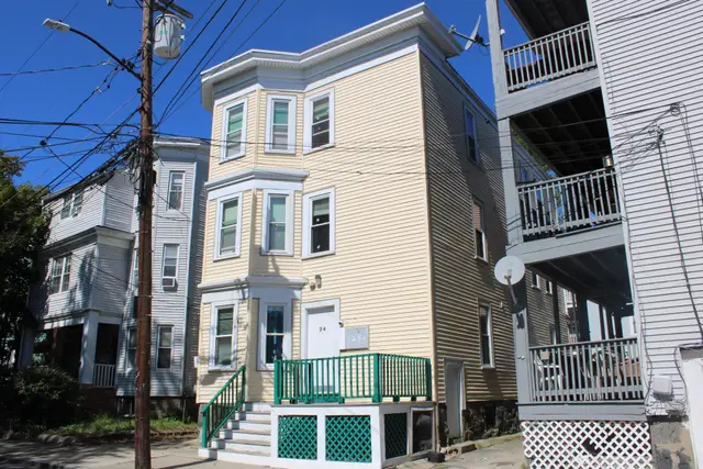 24 Farrington Ave
