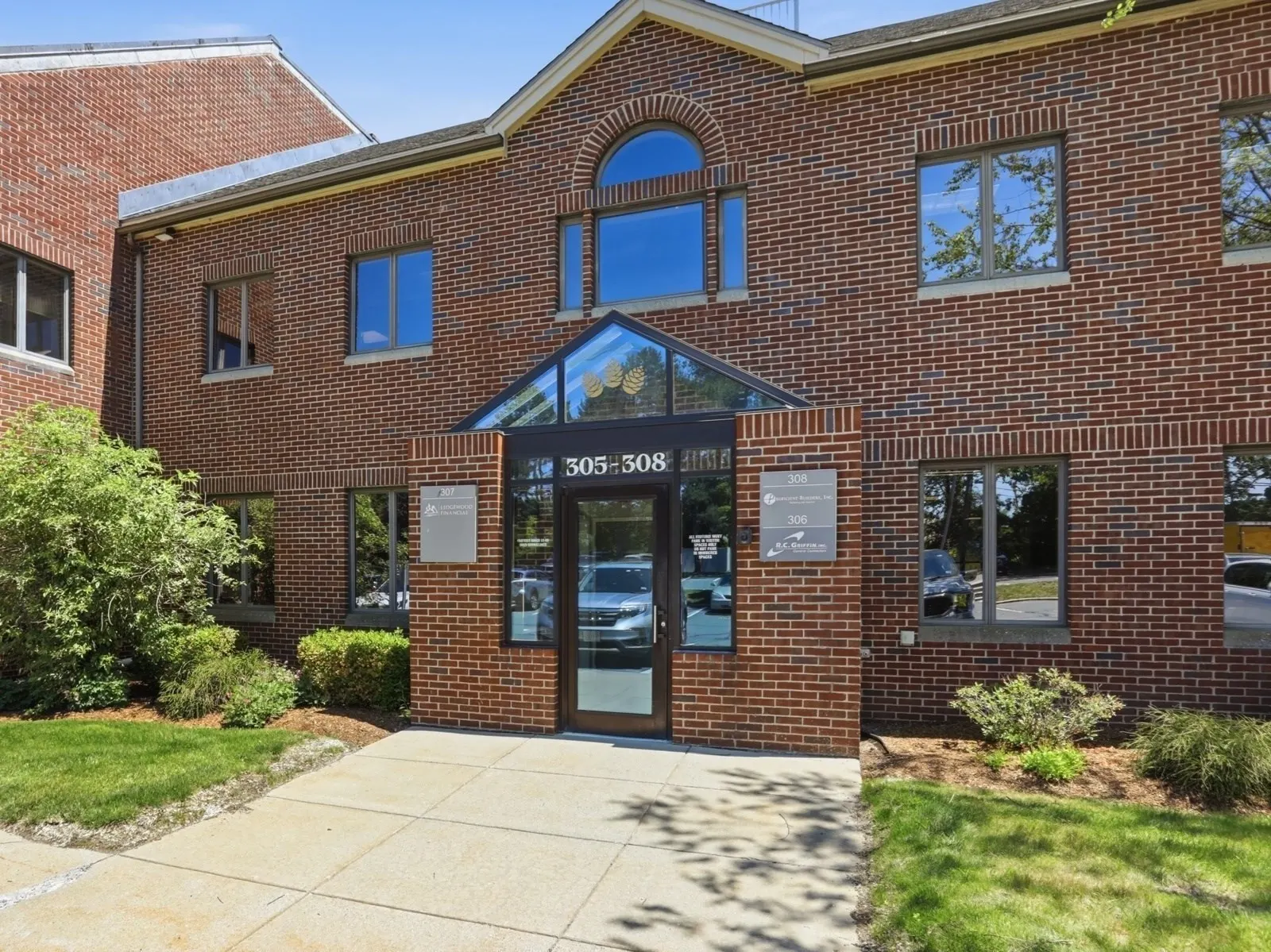 100 Conifer Hill Dr #307, Danvers