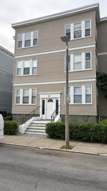 27 Hosmer St #1